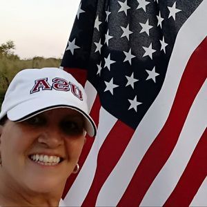 Meet your Posher, Vicki